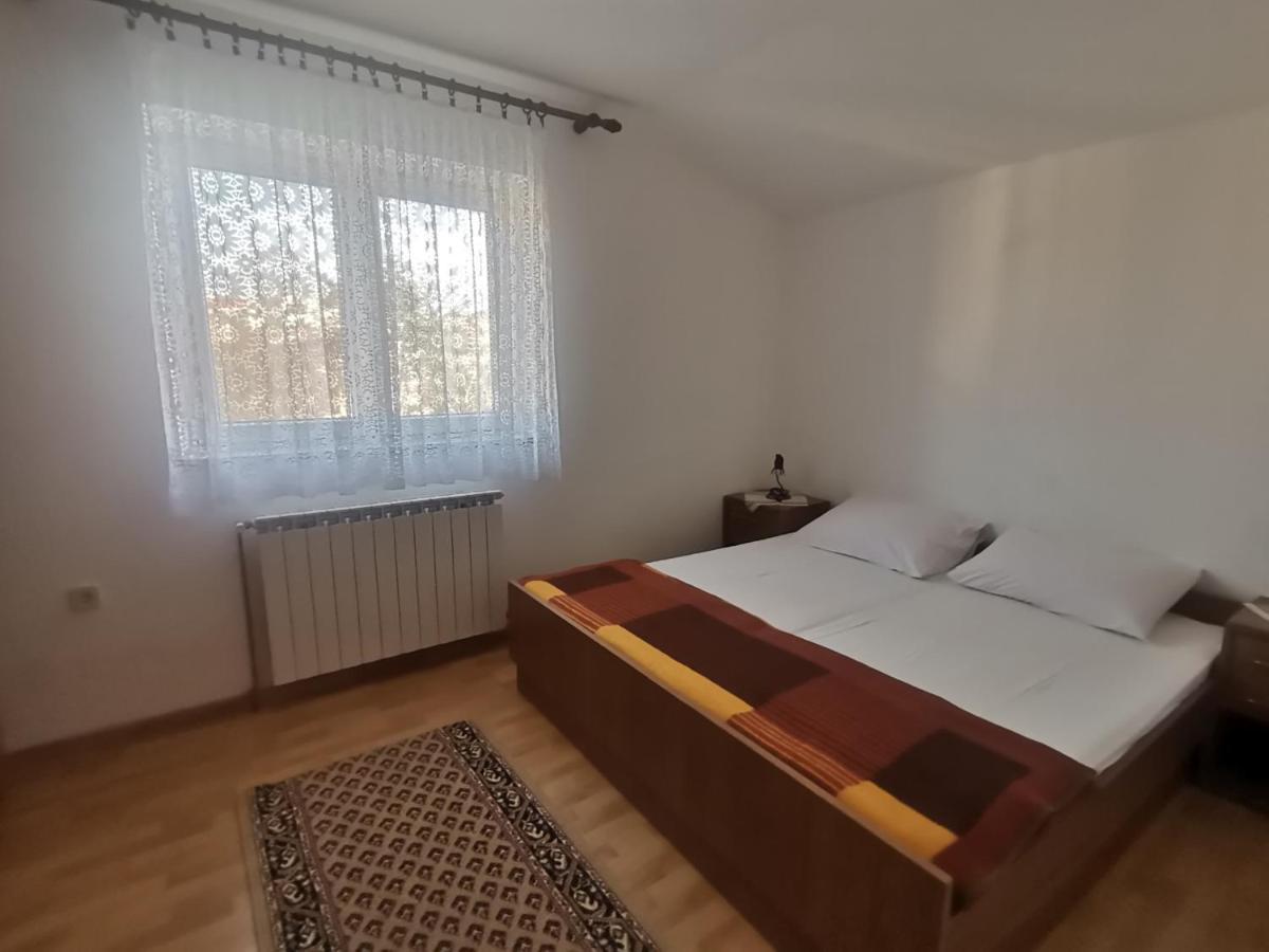 Apartments Petrica Malinska Ngoại thất bức ảnh