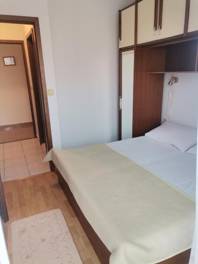 Apartments Petrica Malinska Ngoại thất bức ảnh